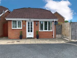 St Kenelms Road, Romseley, Halesowen, B62 0NT