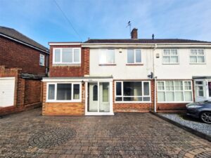 Longbridge Lane, Longbridge, Birmingham, B31 4TS